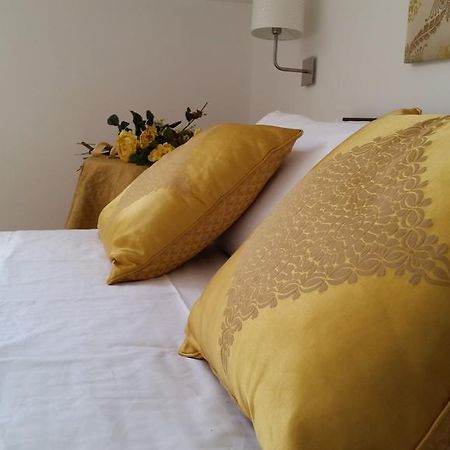 L'Insolita Reggia Caserta Zewnętrze zdjęcie