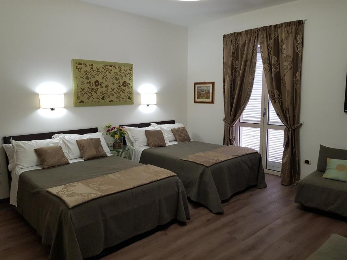 L'Insolita Reggia Caserta Zewnętrze zdjęcie