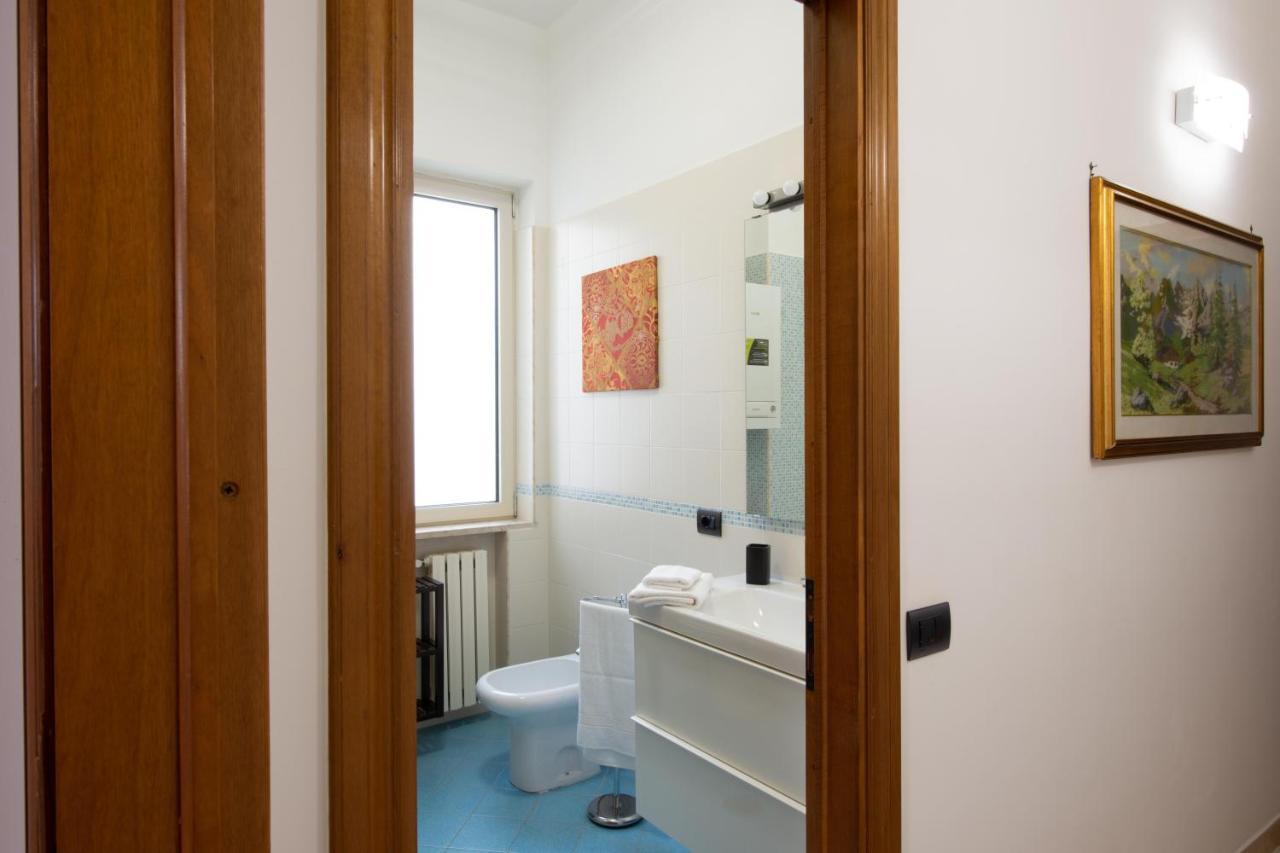 L'Insolita Reggia Caserta Zewnętrze zdjęcie